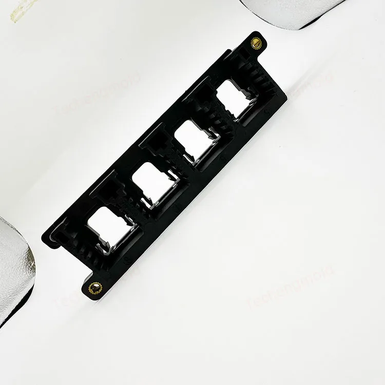 特诚科技PA66精密注塑件实拍 6